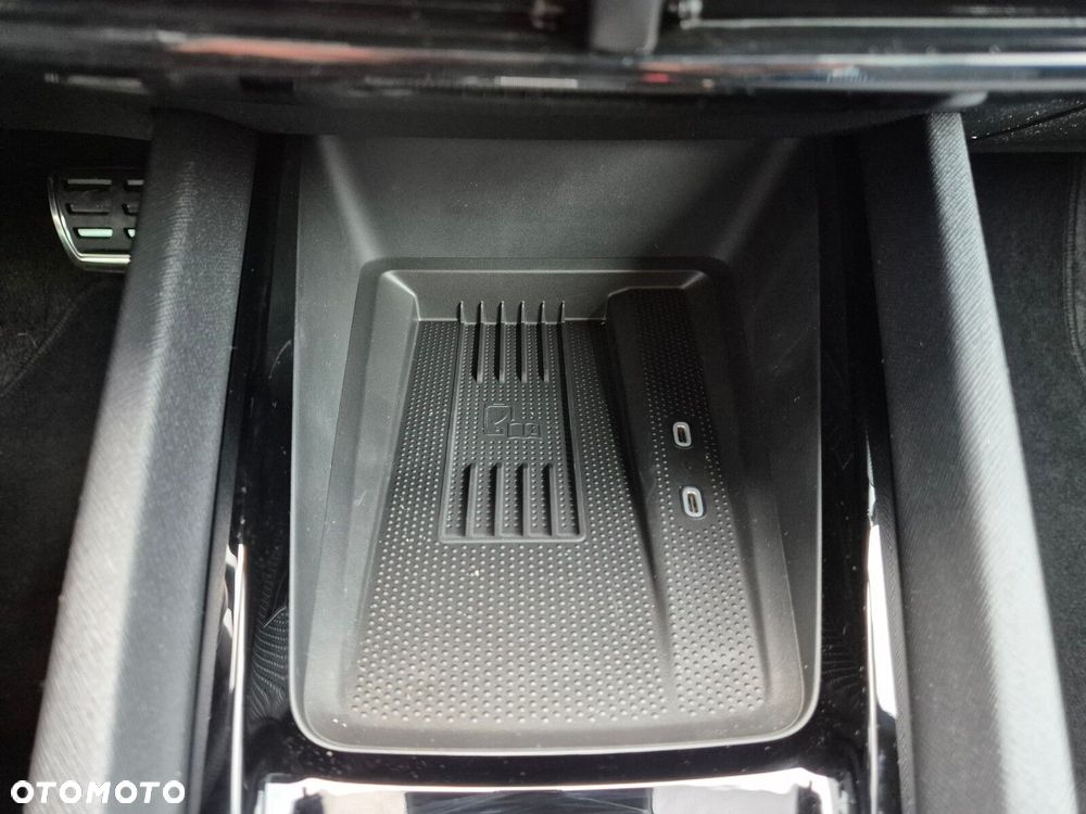 Skoda Octavia 2.0 TDI Sportline DSG - 34