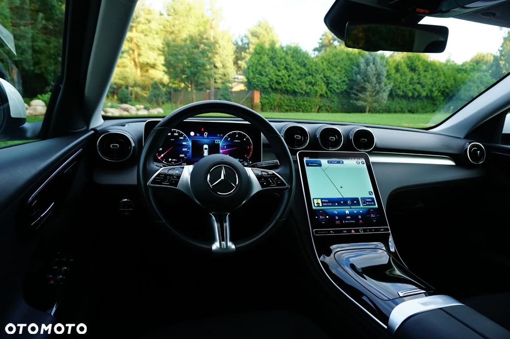 Mercedes-Benz Klasa C 220 d mHEV - 37