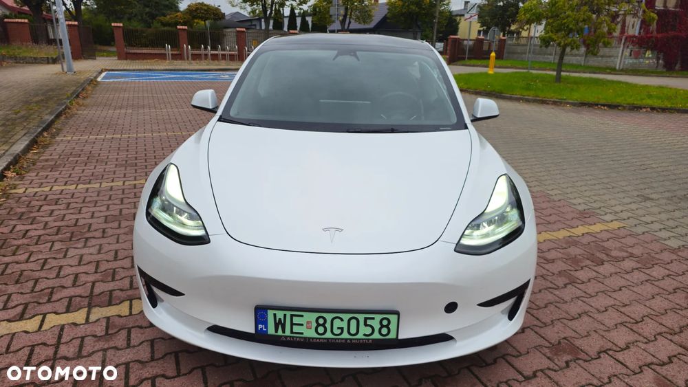 Tesla Model 3 Long Range RWD - 4