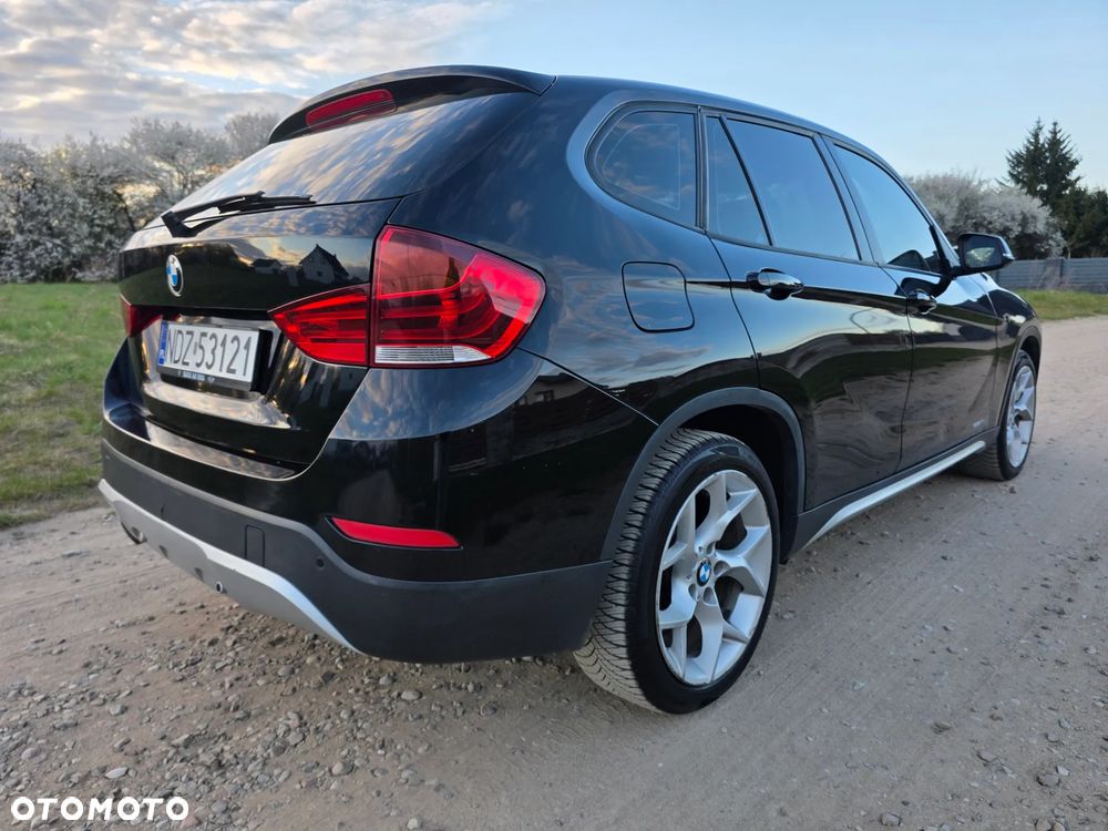 BMW X1 sDrive16d Sport Line - 13