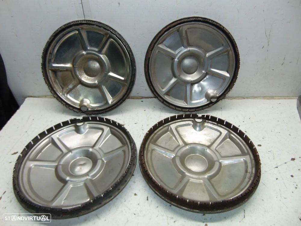 Mazda 818 tampões roda - 9