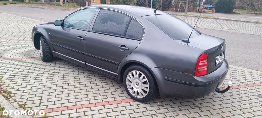 Skoda Superb - 5