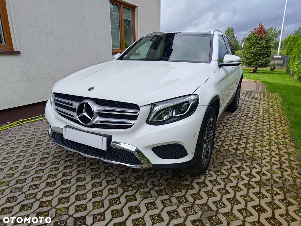 Mercedes-Benz GLC - 11