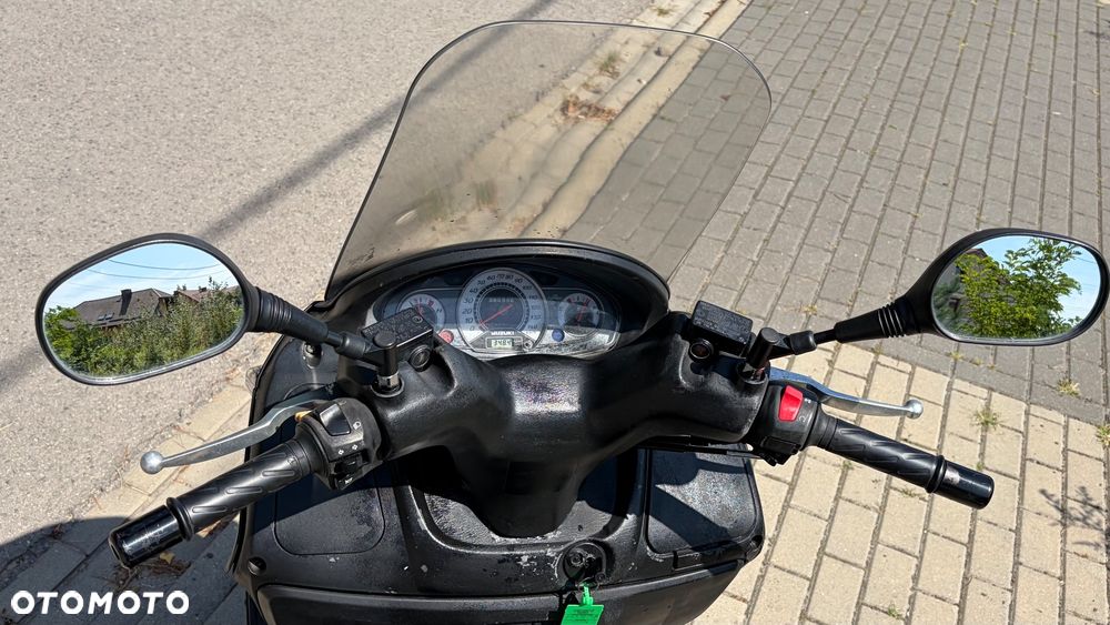 Suzuki Burgman - 8
