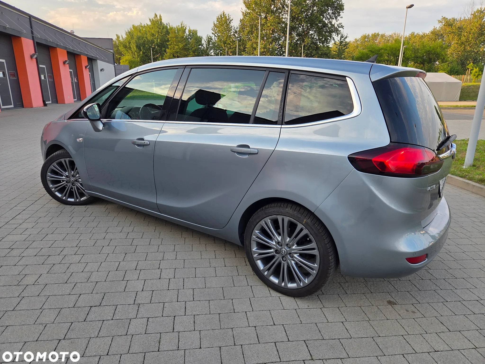 Opel Zafira 1.4 T Cosmo EcoFLEX S&S EU6 - 8