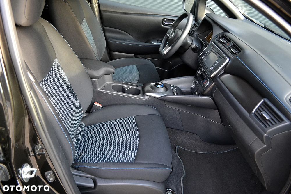 Nissan Leaf 40 kWh ACENTA - 22