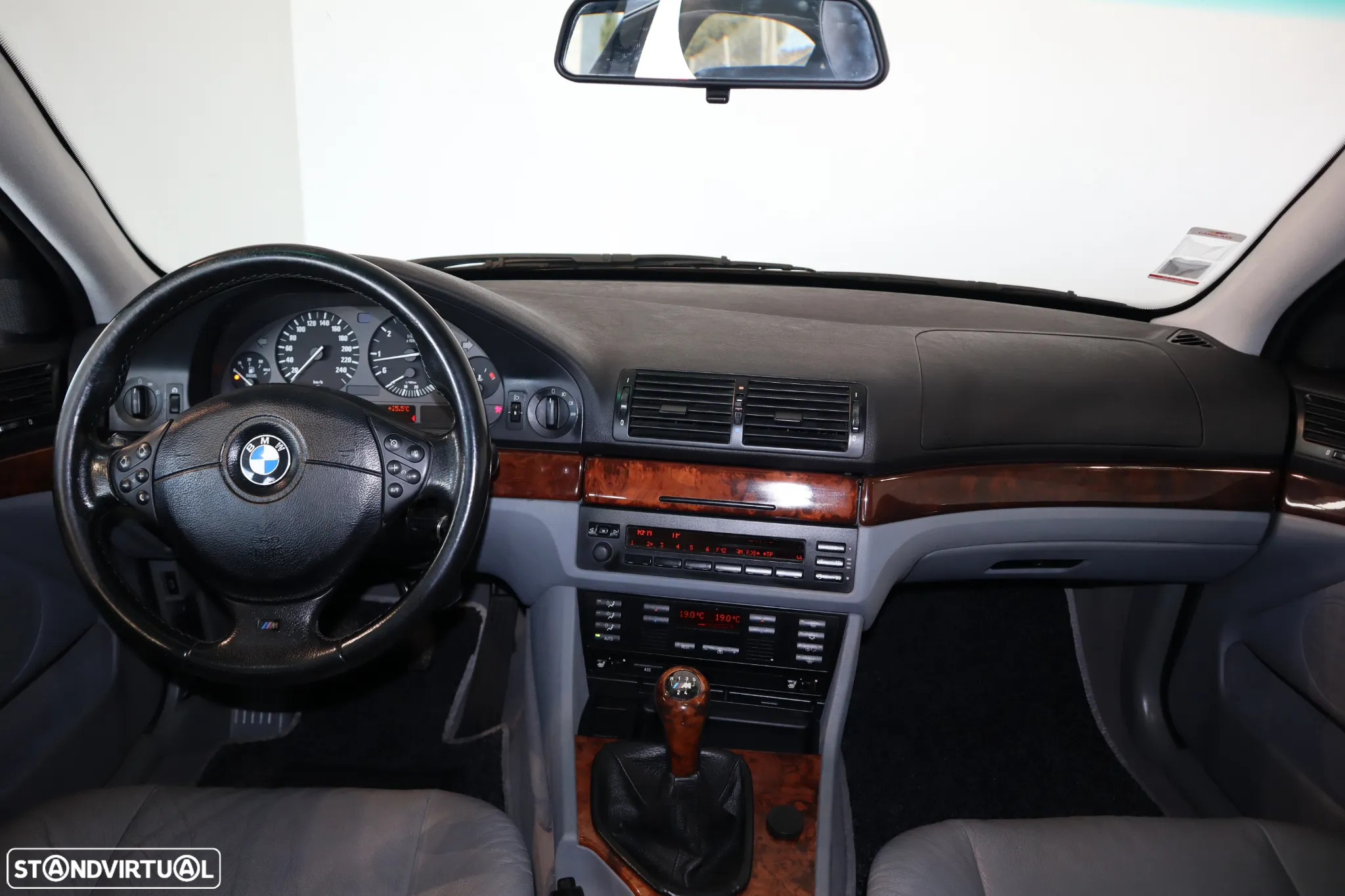 BMW 525 tds - 10