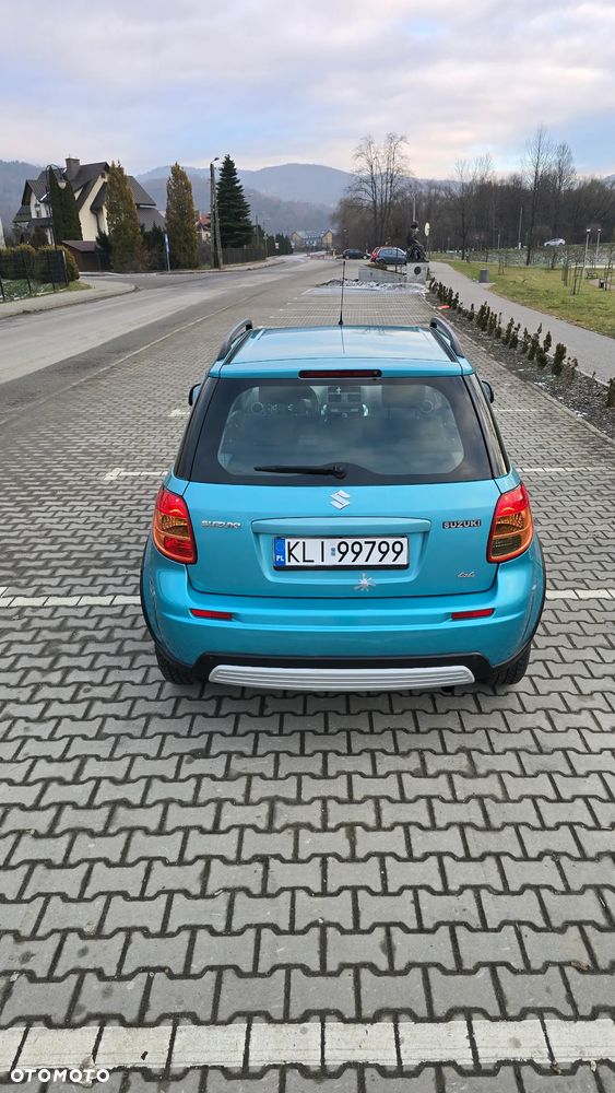 Suzuki SX4 1.9 DDiS DPF 4x4 Comfort - 8