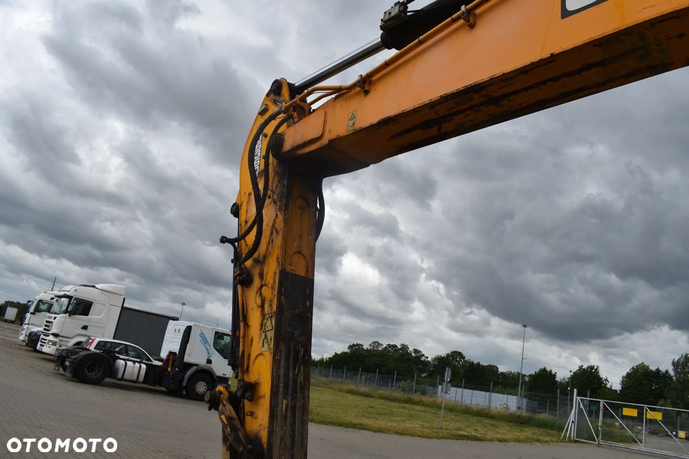 JCB 360 LC - 32