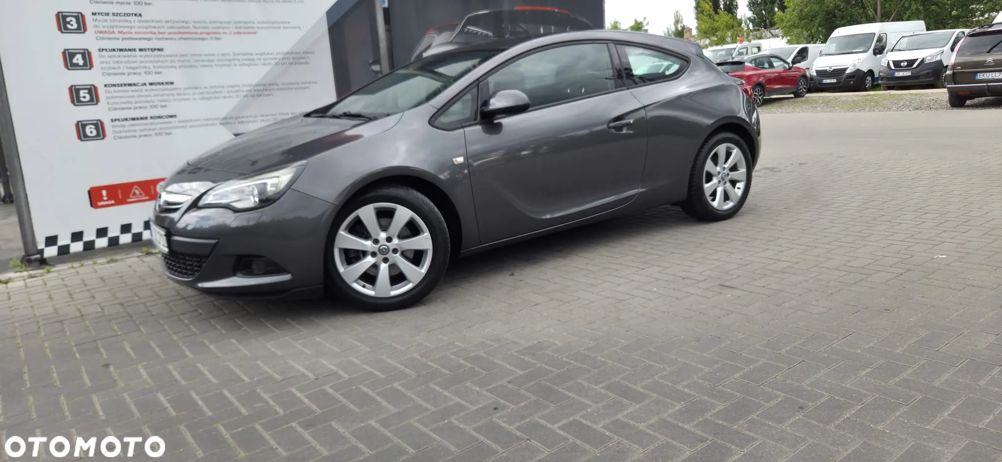 Opel Astra GTC 1.6 Turbo Innovation - 20