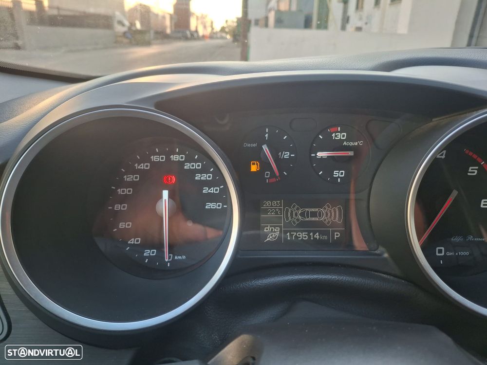 Alfa Romeo Giulietta 1.6 JTDM Executive TCT - 13