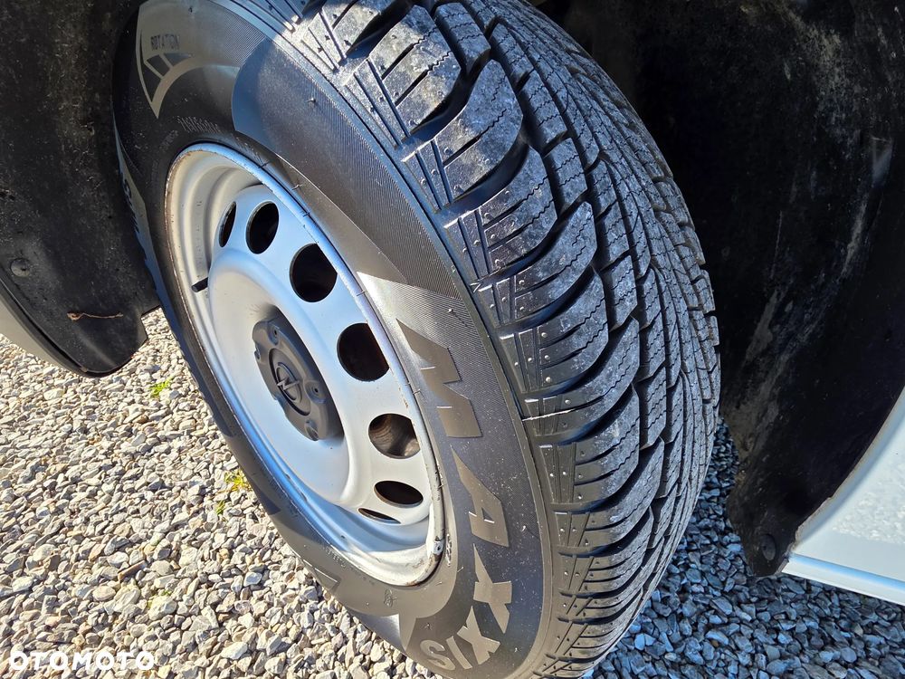 Opel Combo XL IntelliGrip - 30