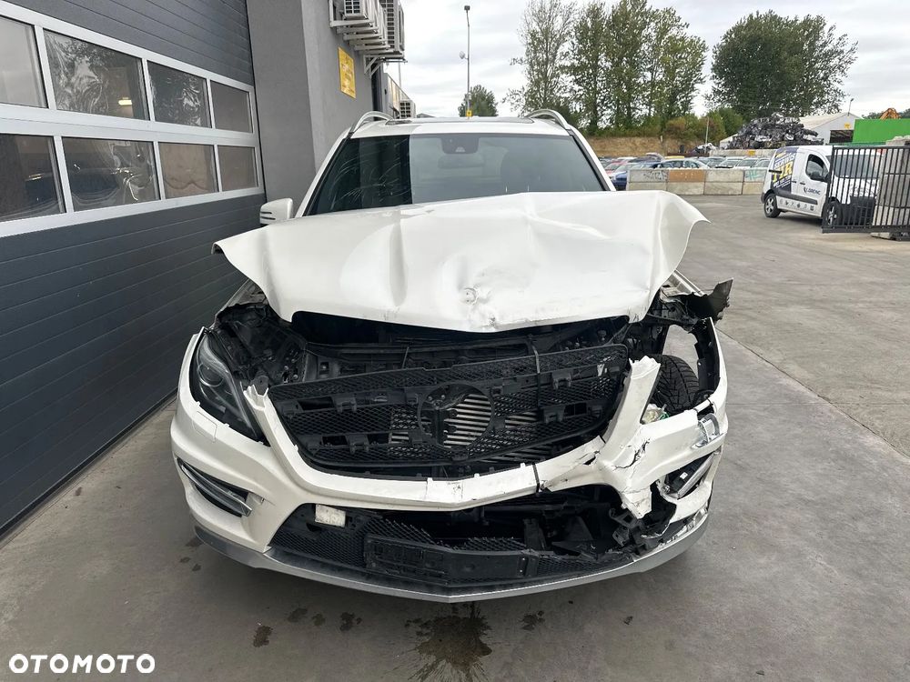 Mercedes-Benz GL - 17