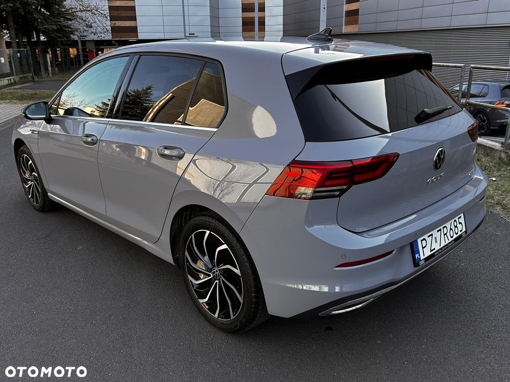 Volkswagen Golf - 4