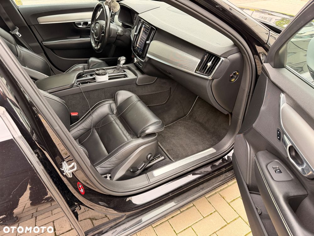 Volvo V90 D5 AWD R-Design - 11