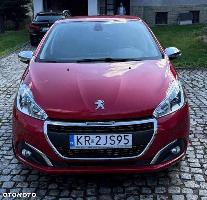 Peugeot 208 1.2 PureTech GPF Allure S&S - 6