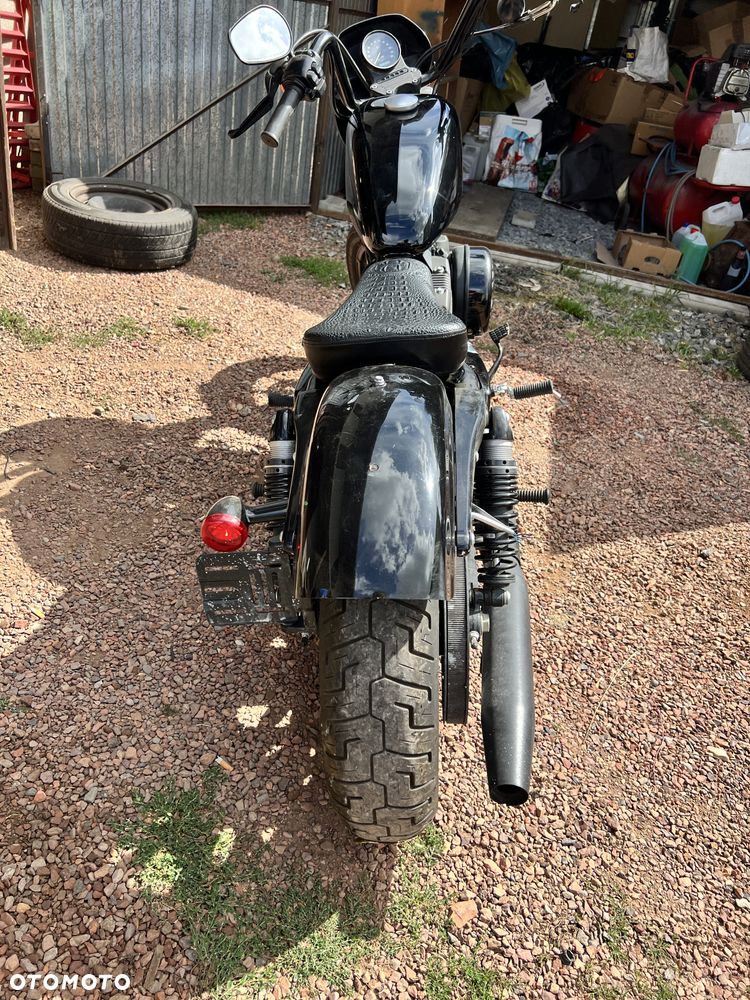Harley-Davidson Sportster Iron 1200 - 4