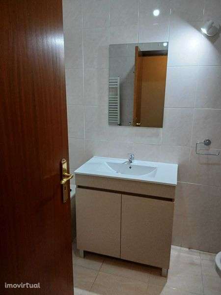 Excelente T3 pronto a Habitar - Grande imagem: 4/12