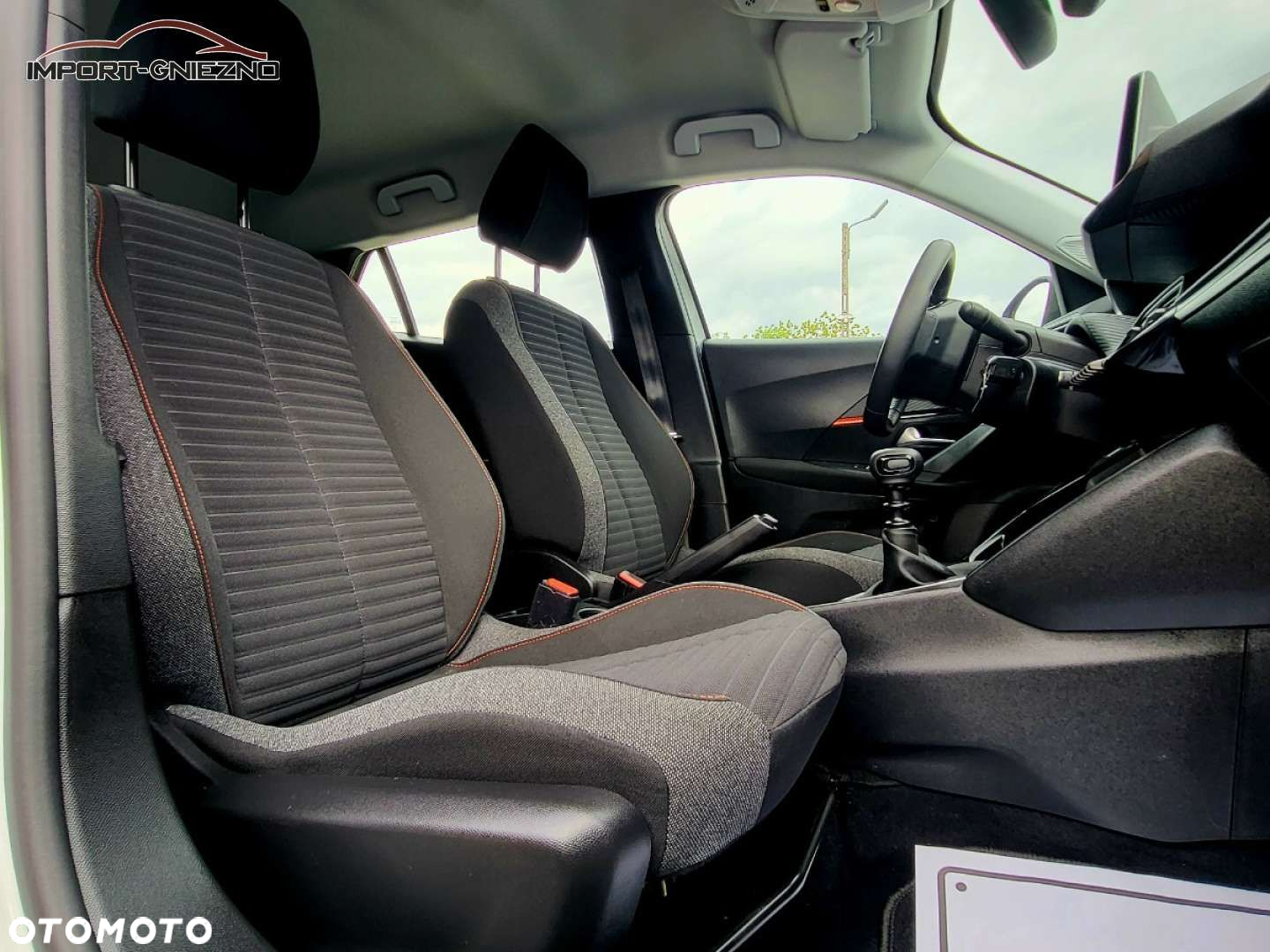 Peugeot 2008 - 9