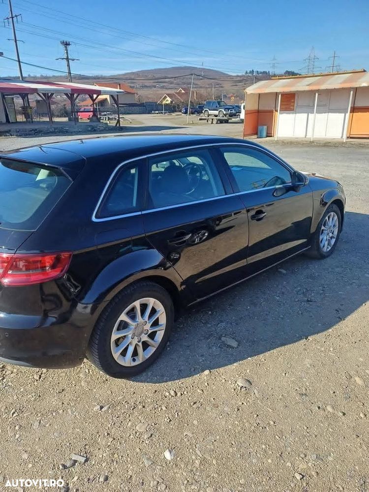 Audi A3 2.0 TDI (clean diesel) Ambiente - 4