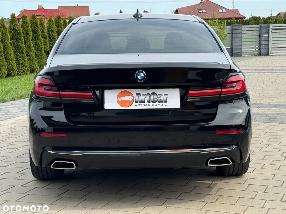 BMW Seria 5 520d xDrive Luxury Line - 9