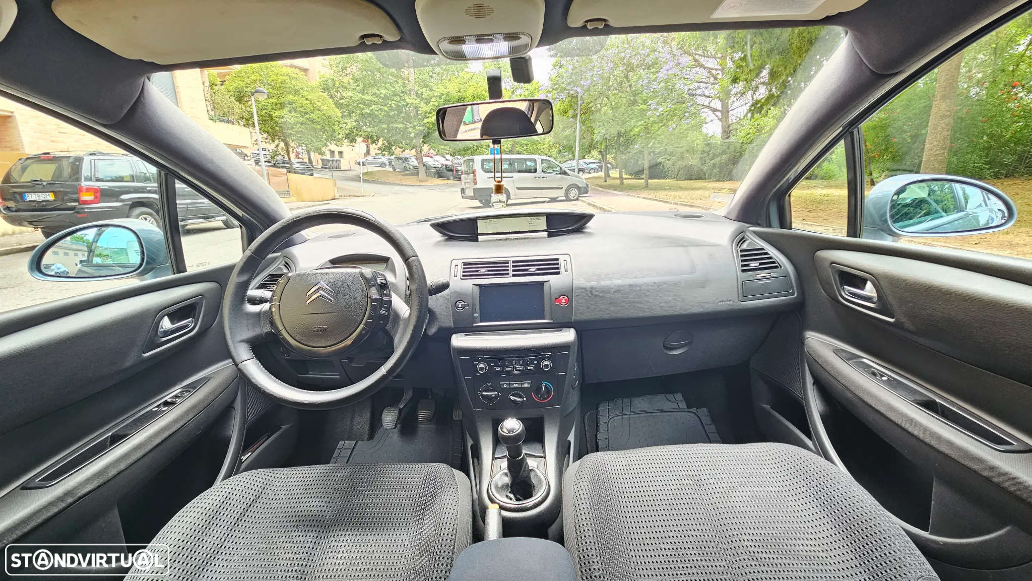 Citroën C4 1.6 HDi 110 Exclusive - 12