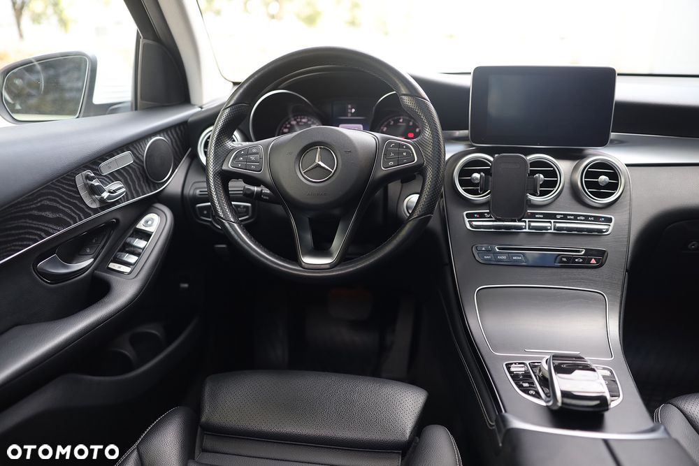 Mercedes-Benz GLC 300 4Matic 9G-TRONIC - 15