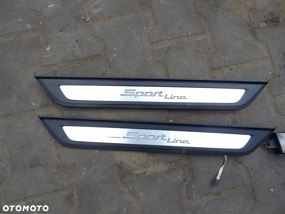 BMW - G30,G31 - LISTWA PROGU - PODŚWIETLANA - SPORT LINE - CENA ZA 1 SZT - 7405773 - 2