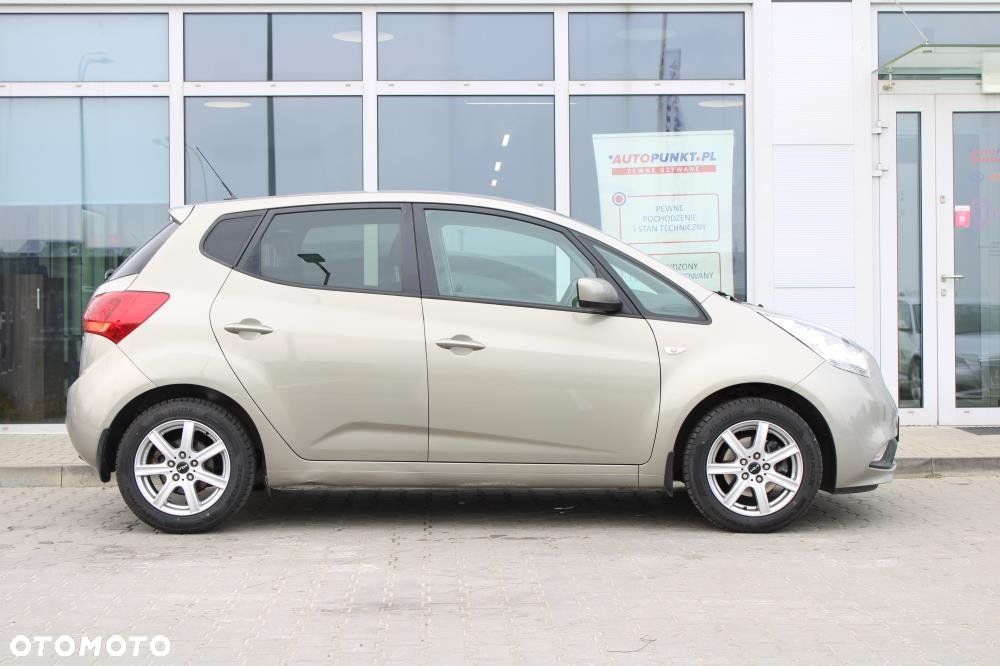 Kia Venga - 5