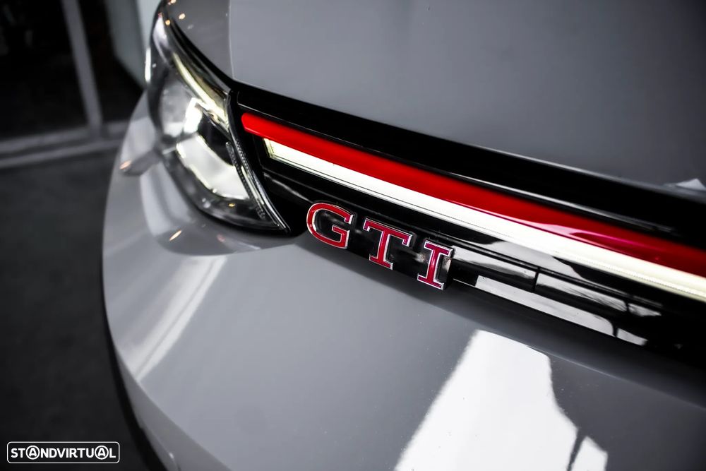 VW Golf 2.0 TSI GTI Clubsport DSG - 9