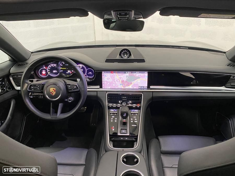 Porsche Panamera 4 E-Hybrid Platinum Edition - 2