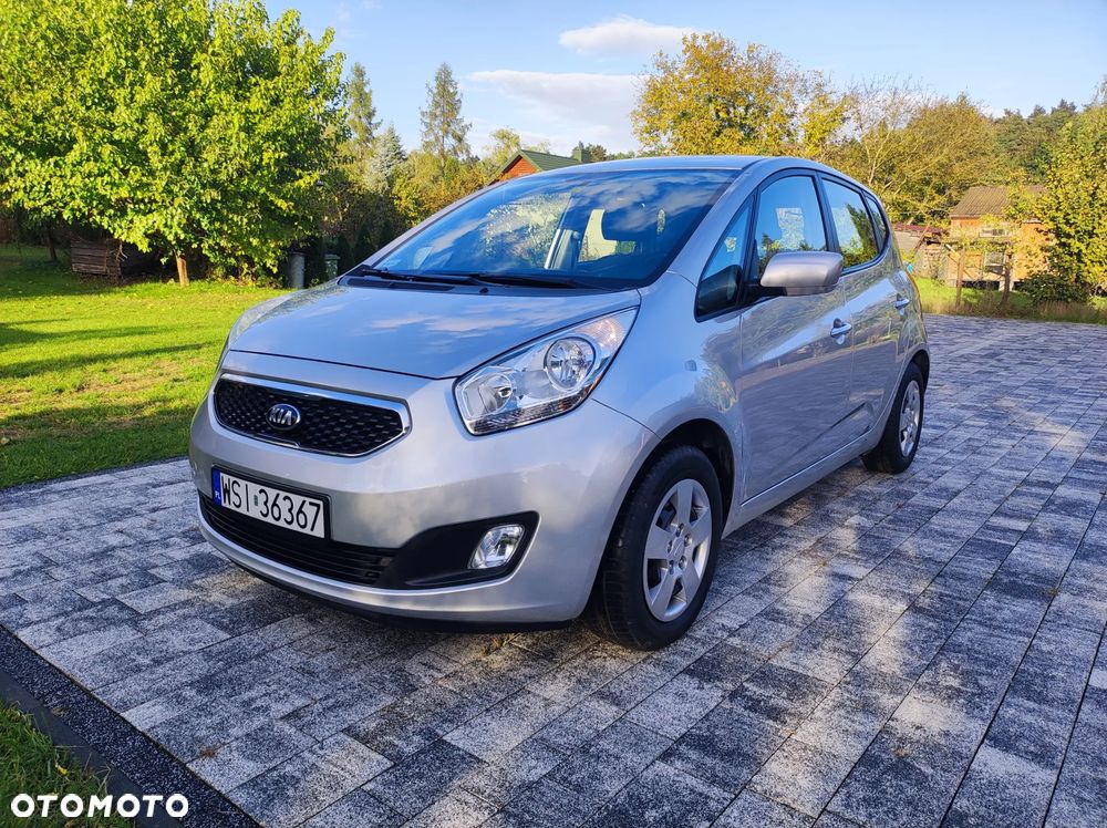 Kia Venga 1.6 L - 2