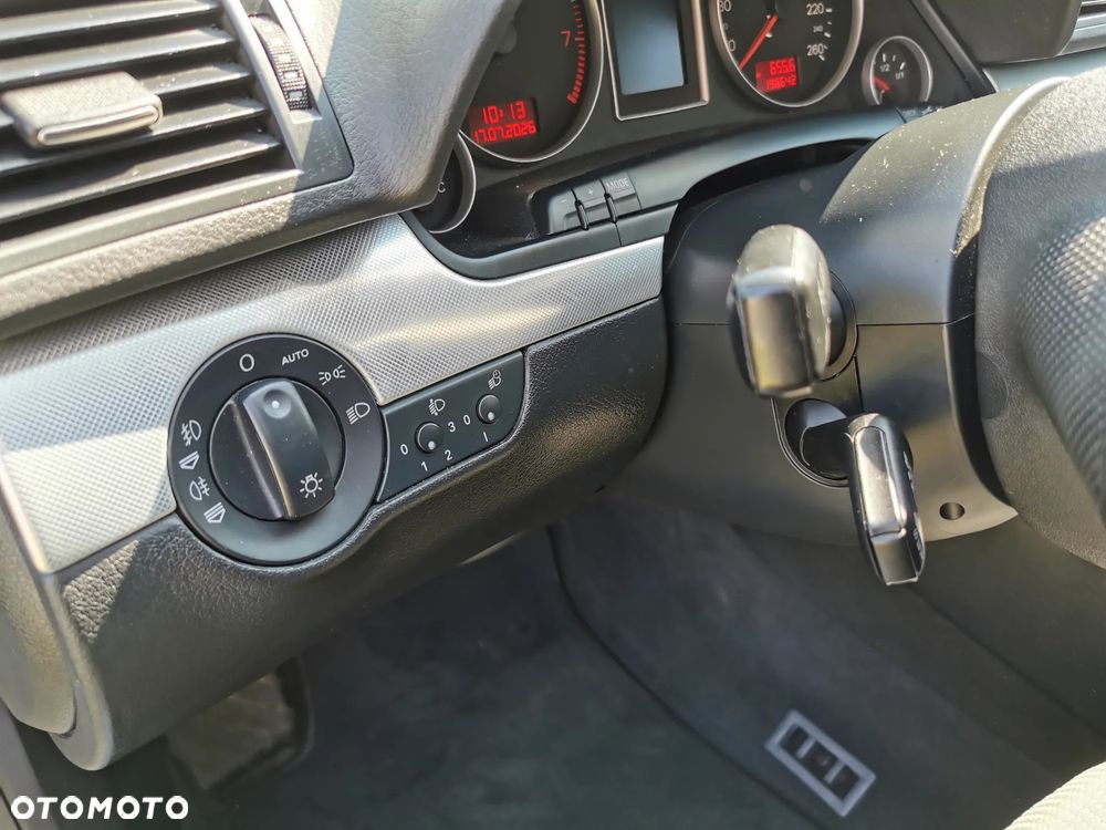 Audi A4 Avant 1.8T - 8