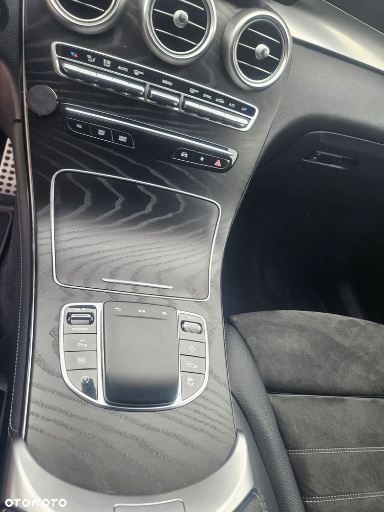 Mercedes-Benz GLC 220 d - 11