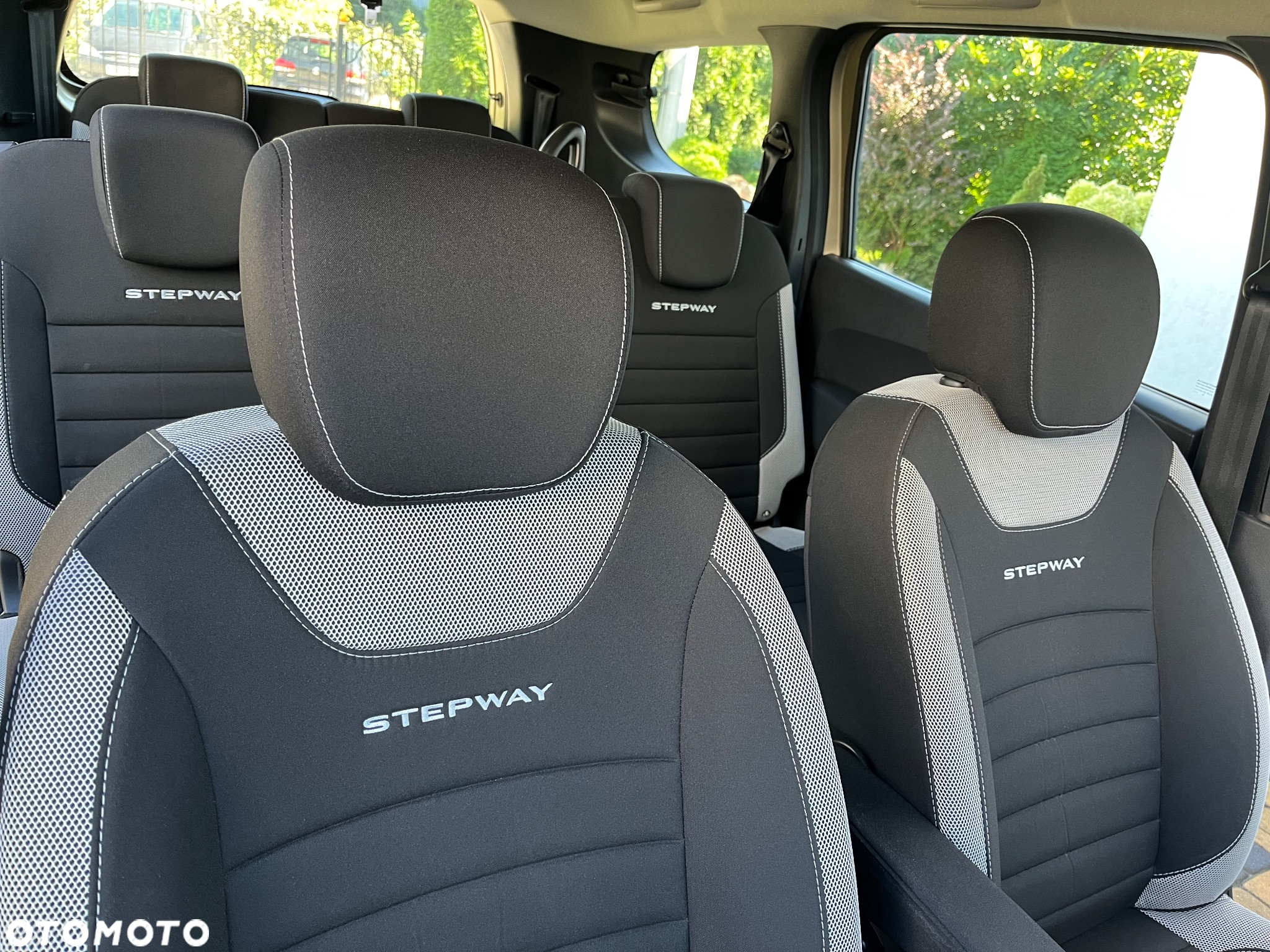 Dacia Lodgy Blue dCi 115 (7-Sitzer) Stepway Selection Blue - 10