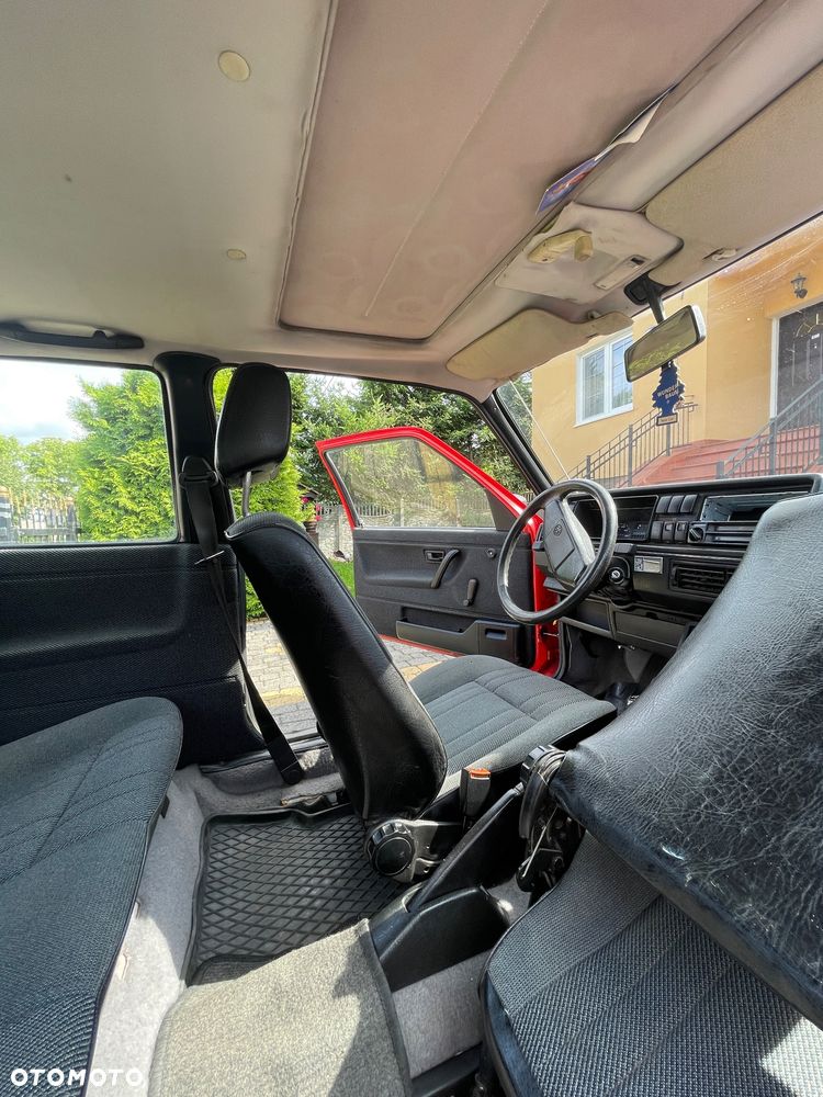 Volkswagen Golf 1.6 CL D - 23