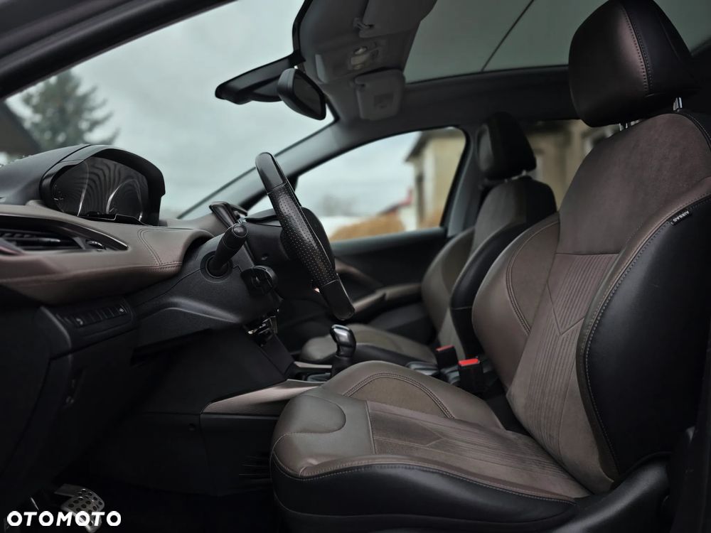 Peugeot 2008 - 13