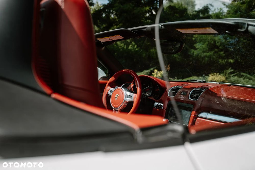 Porsche Boxster - 9