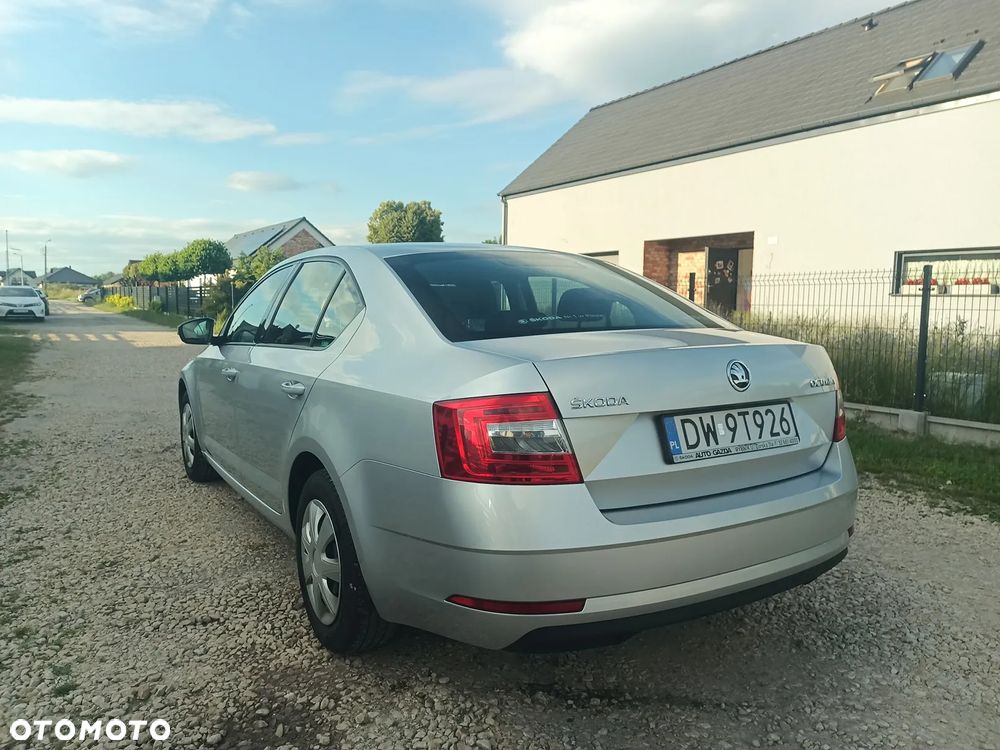 Skoda Octavia 1.6 TDI Ambition - 15