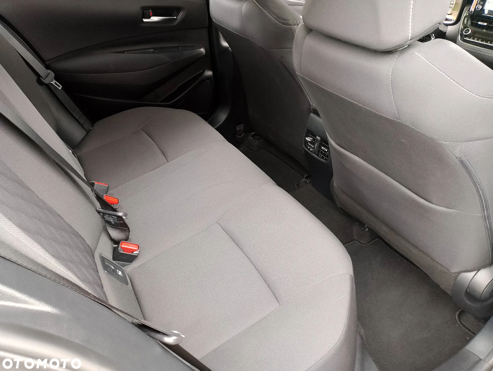 Toyota Corolla 1.6 Comfort MS - 8