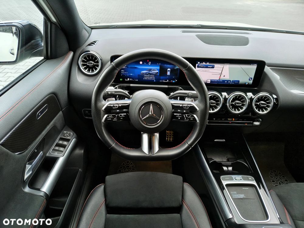 Mercedes-Benz GLA 200 d 8G-DCT Edition AMG Line - 24