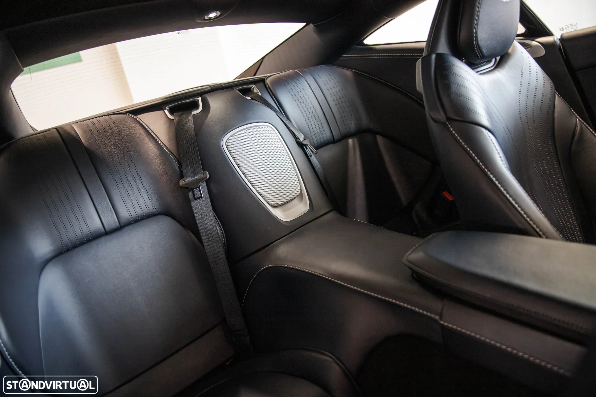 Aston Martin DB11 Coupé V8 Auto - 20