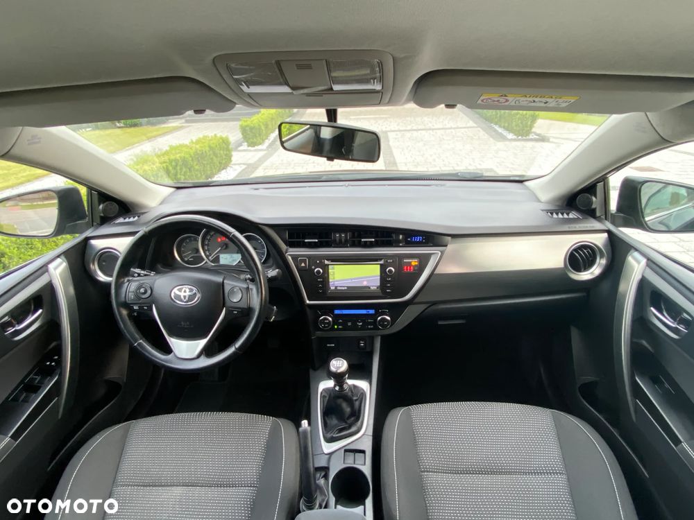 Toyota Auris 1.4 D-4D - 6