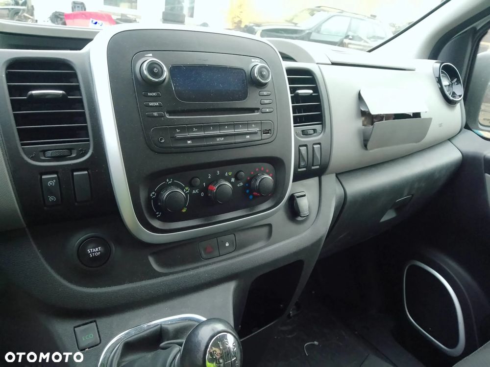 nv300 vivaro III trafic 14-20r konsola srodkowa radio panel części