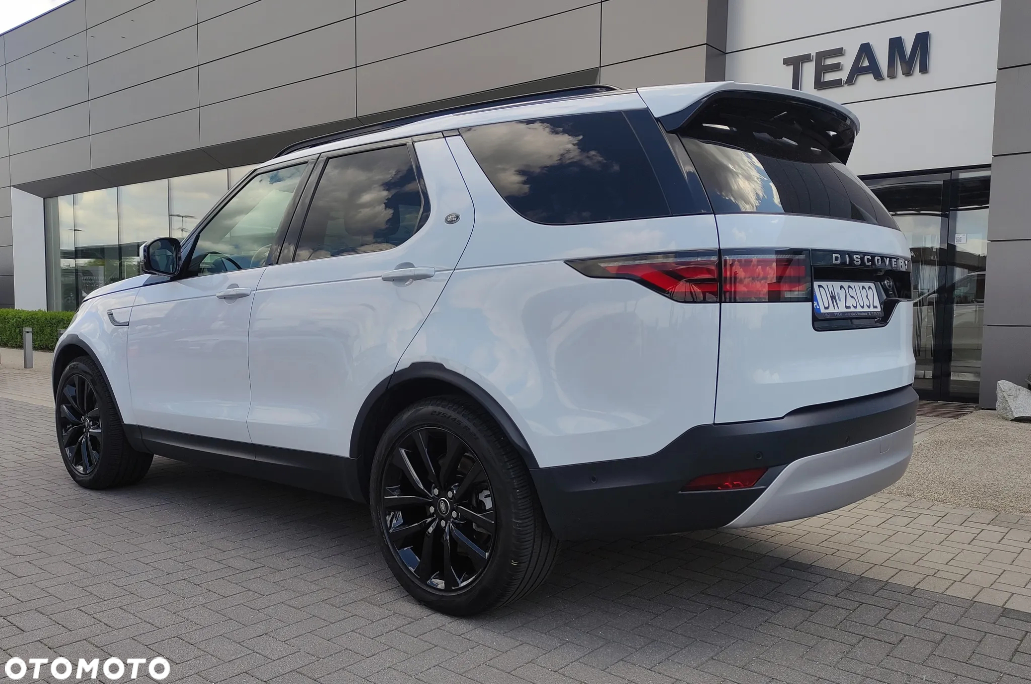 Land Rover Discovery - 12