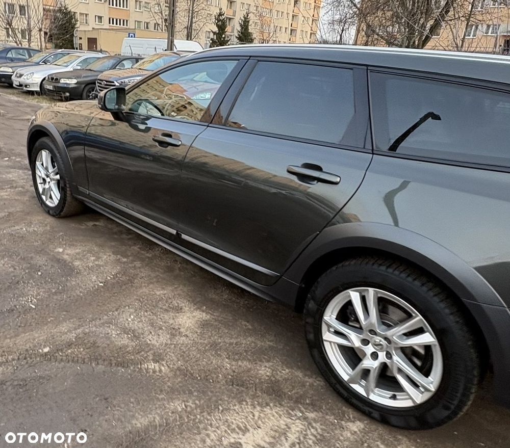Volvo V90 D5 SCR AWD Momentum - 13