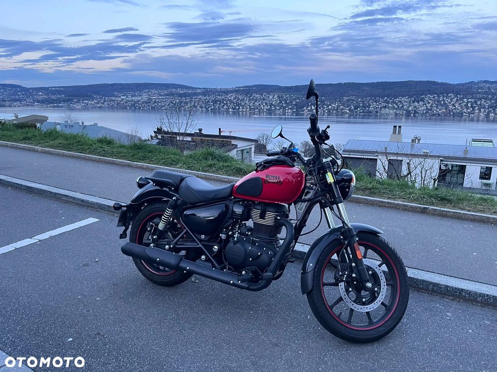 Royal Enfield Meteor - 1