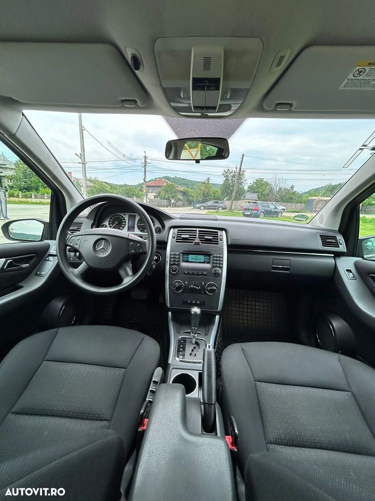 Mercedes-Benz B 200 - 4