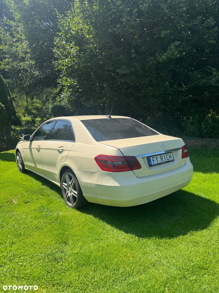 Mercedes-Benz Klasa E 200 CDI DPF BlueEFFICIENCY 7G-TRONIC - 3