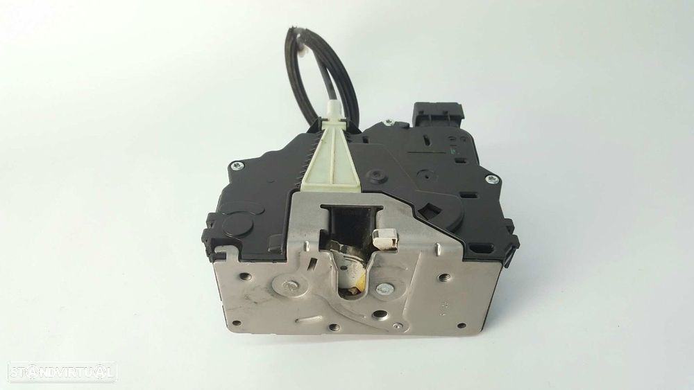 FECHADURA PORTA FRENTE DIREITA OPEL CORSA E SELECTIVE - 2